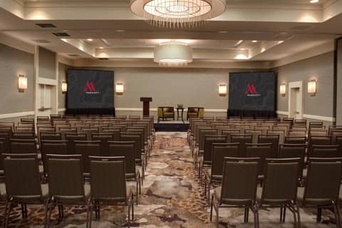 Detroit Marriott Livonia — photo 6