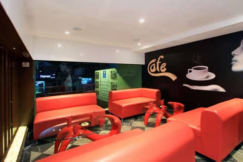 Comfort Inn Insys — lounge