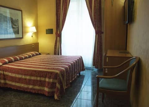 Hotel Agorà — hotel room