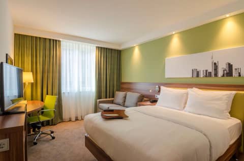 Hampton by Hilton Frankfurt City Centre — photo 3