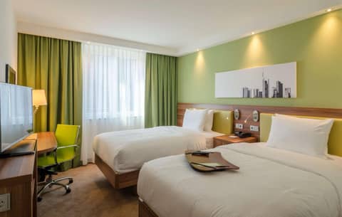 Hampton by Hilton Frankfurt City Centre — photo 4