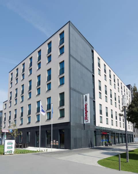 Hampton by Hilton Frankfurt City Centre — photo 8