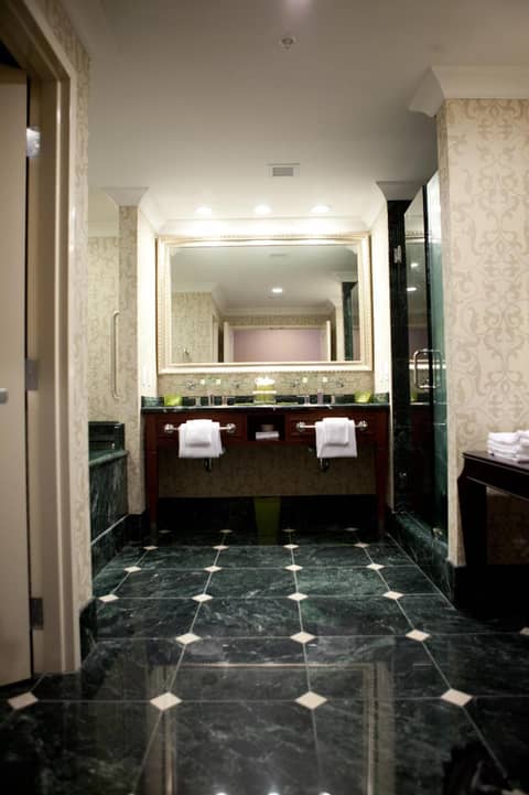 Town & Country Inn and Suites — photo 8