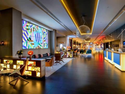 Pullman London St Pancras — hotel reception