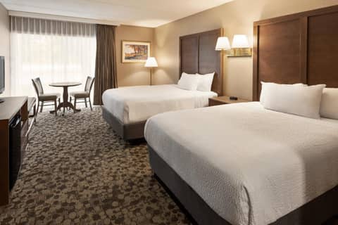 Ramada Plaza by Wyndham Portland — photo 5