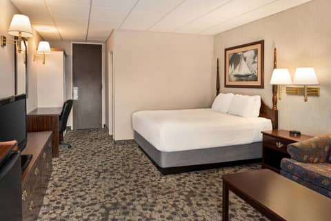 Ramada Plaza by Wyndham Portland — photo 8