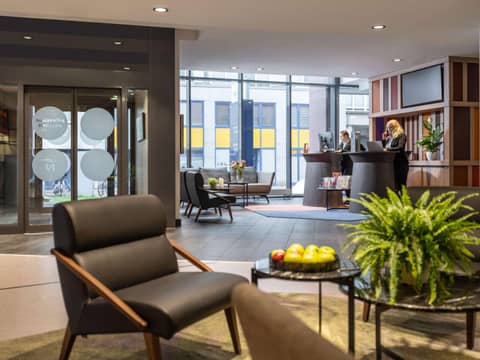 Novotel Suites Wien City Donau — photo 8