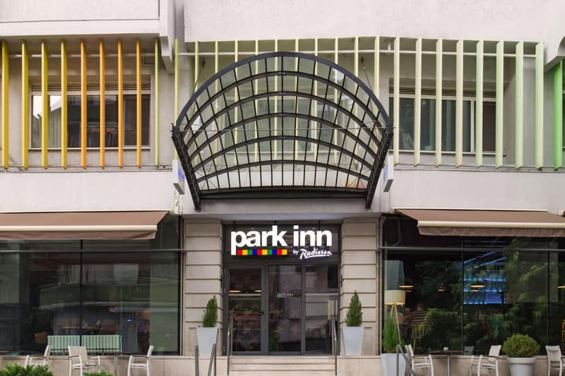Park Inn by Radisson Bucharest Hotel & Residence — building