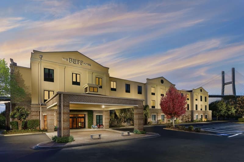The Bluff Savannah Historic District, Tapestry by Hilton — building