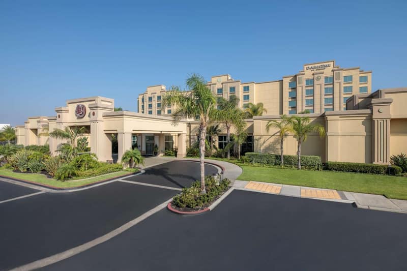 DoubleTree by Hilton Los Angeles/Commerce — building