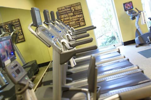 Renaissance Concourse Atlanta Airport Hotel — activities & amenities