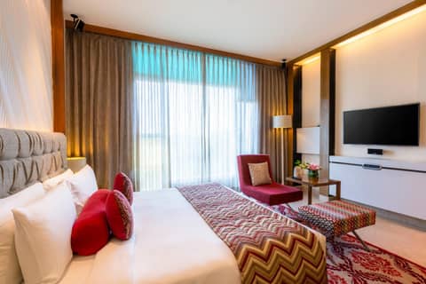 Vivanta Bengaluru, Whitefield — hotel room