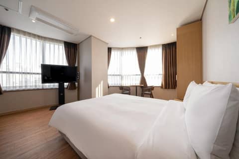 Standard Double Room — the supplier's photographs — photo 1