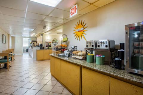 La Quinta Inn by Wyndham Norfolk Virginia Beach — photo 8