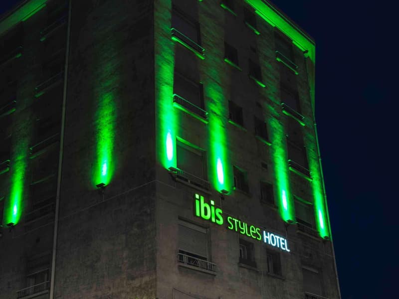 ibis Styles Marseille Centre Prado Place Castellane — building