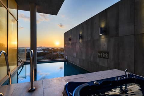 Bayhill Pool & Villa — photo 9