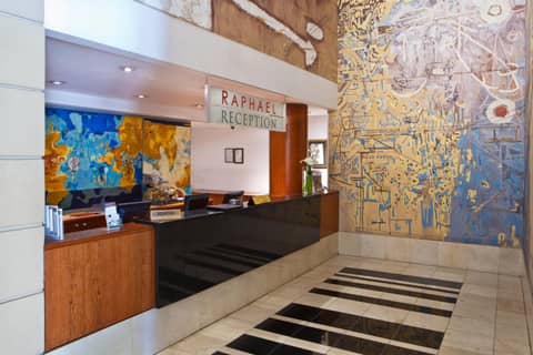 Raphael Suites — photo 4