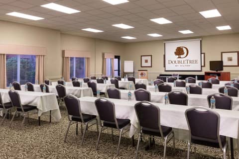 DoubleTree by Hilton Portland Tigard — meeting & event spaces