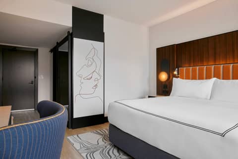 The Godfrey Detroit, Curio Collection By Hilton — photo 9