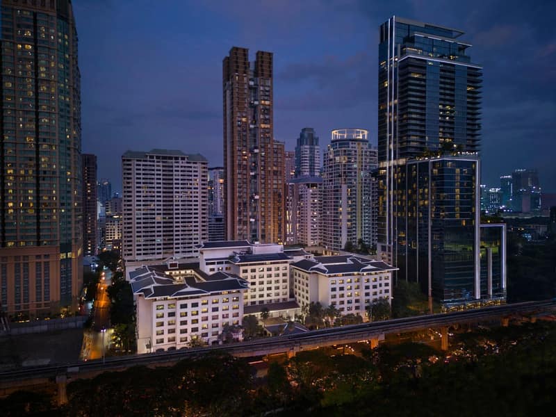 Anantara Siam Bangkok Hotel — building