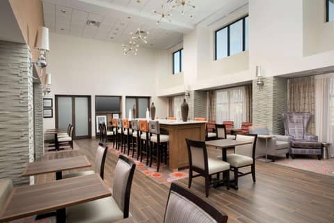 Hampton Inn & Suites San Antonio Lackland AFB SeaWorld — photo 9