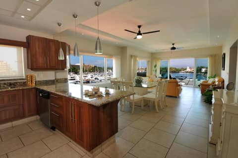 Marina Banderas Suites — photo 4