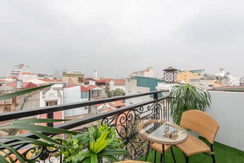 AMI Old Quarter Hotel — balance & terrace