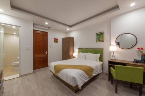AMI Old Quarter Hotel — hotel room