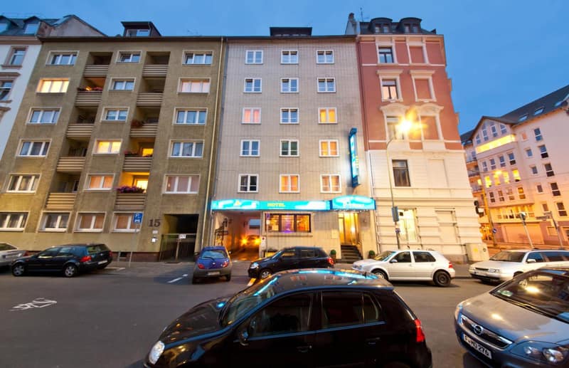 Hotel Primus Frankfurt Sachsenhausen — building