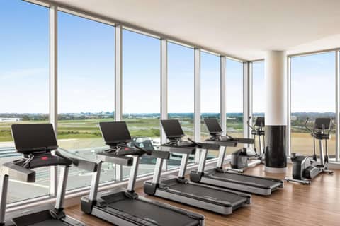 Hilton BNA Nashville Airport Terminal — photo 4