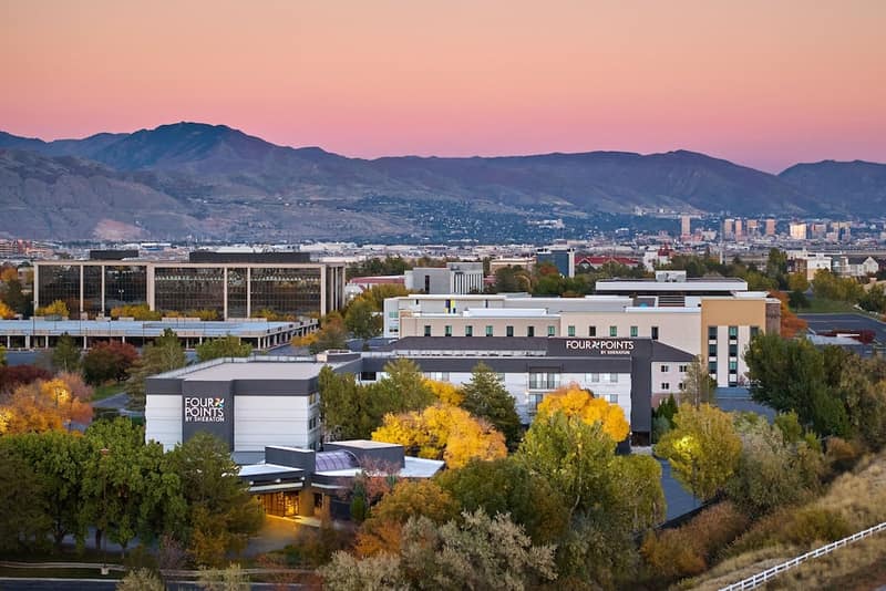 Four Points by Sheraton Salt Lake City Airport — building