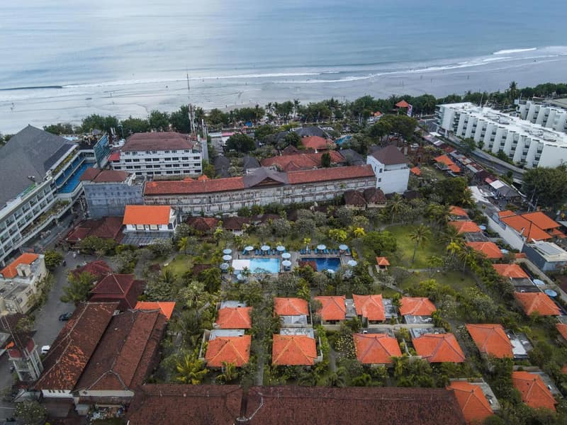 Kuta Puri Bungalows, Villas and Resort — building