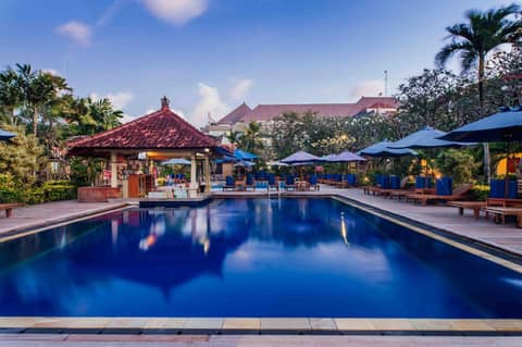 Kuta Puri Bungalows, Villas and Resort — recepcion & lobby
