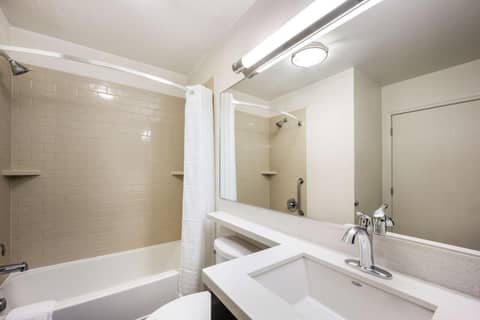 Sonesta Simply Suites Phoenix Glendale — photo 3
