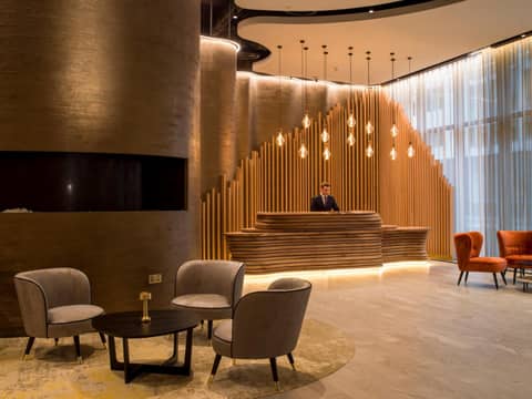 Middle Eight - Covent Garden — hotel reception
