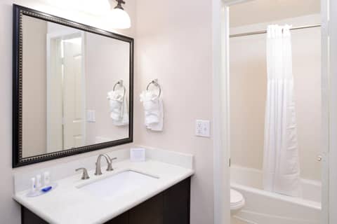 Best Western Plus LA Mid-Town Hotel — photo 7