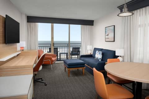 Courtyard by Marriott Virginia Beach Oceanfront North 37th Street — photo 3
