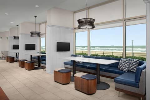 Courtyard by Marriott Virginia Beach Oceanfront North 37th Street — photo 4