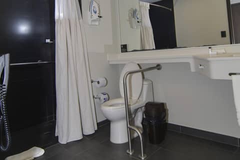 City Express Plus by Marriott Medellín Colombia — photo 4