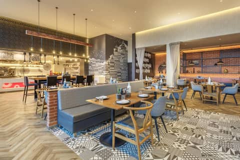 Hyatt Centric Soalteemode Kathmandu — photo 4