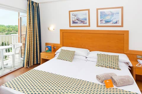Tangerine by Honne Hotels - Adults Only — bedroom