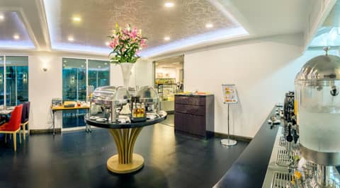 Anajak Bangkok Hotel - SHA Plus — photo 7