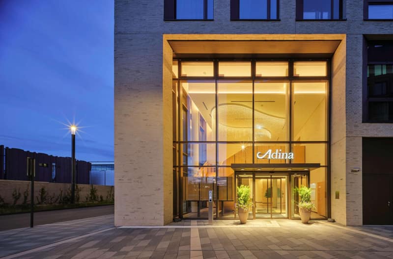 Adina Apartment Hotel Cologne — building