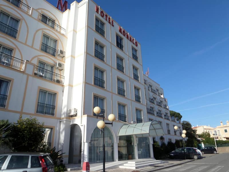 Hotel Monaco — building