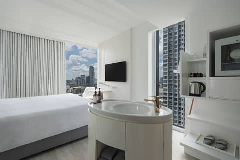 INNSiDE by Meliá Bangkok Sukhumvit — hotel room