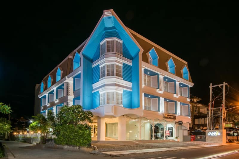 Yan's House Hotel — building