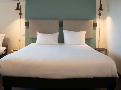 ibis Nice Centre Gare — bedroom