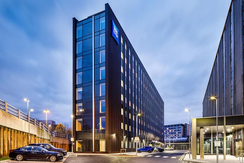 ibis budget Manchester Airport — photo 1