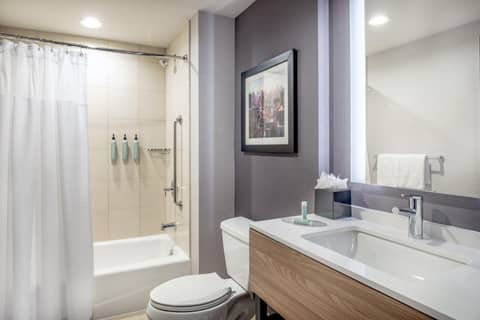 Courtyard by Marriott Times Square West — photo 8