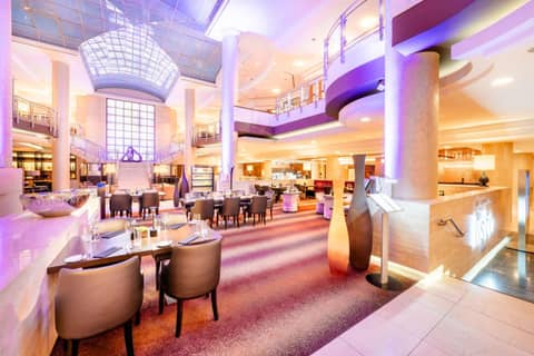 Hilton Berlin — dining